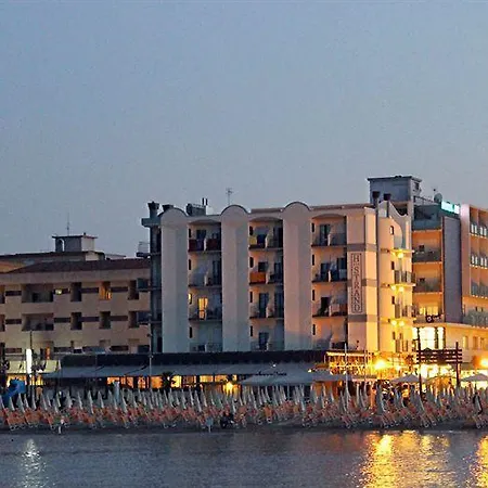 Hotell Hotel Strand 3*